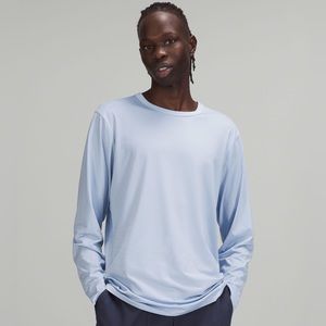 Lululemon Men’s Light Blue Long Sleeve Tee